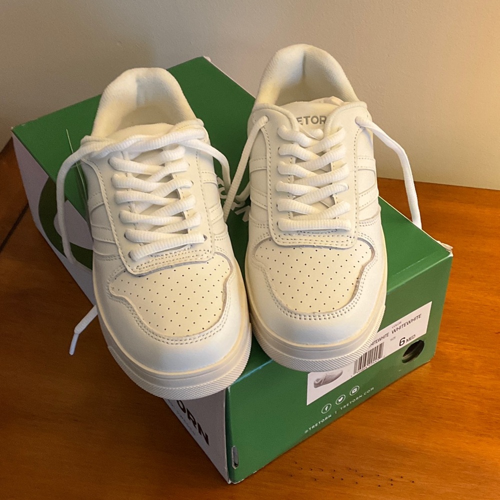 Tretorn white stadium sneakers